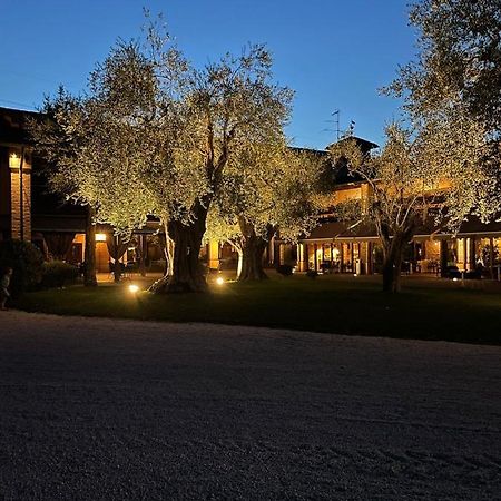Agriturismo Ripa Del Bosco Capriolo Exterior photo