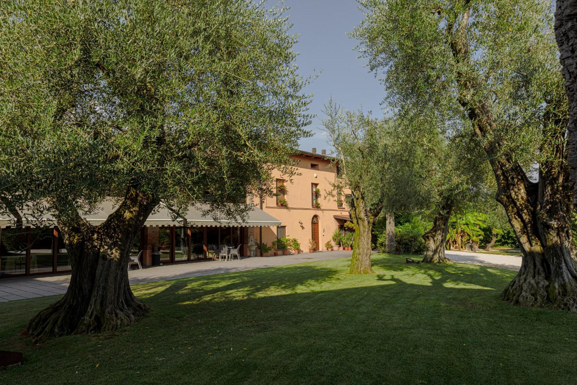 Agriturismo Ripa Del Bosco Capriolo Exterior photo